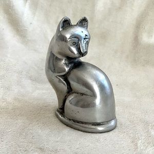 Silver Cat